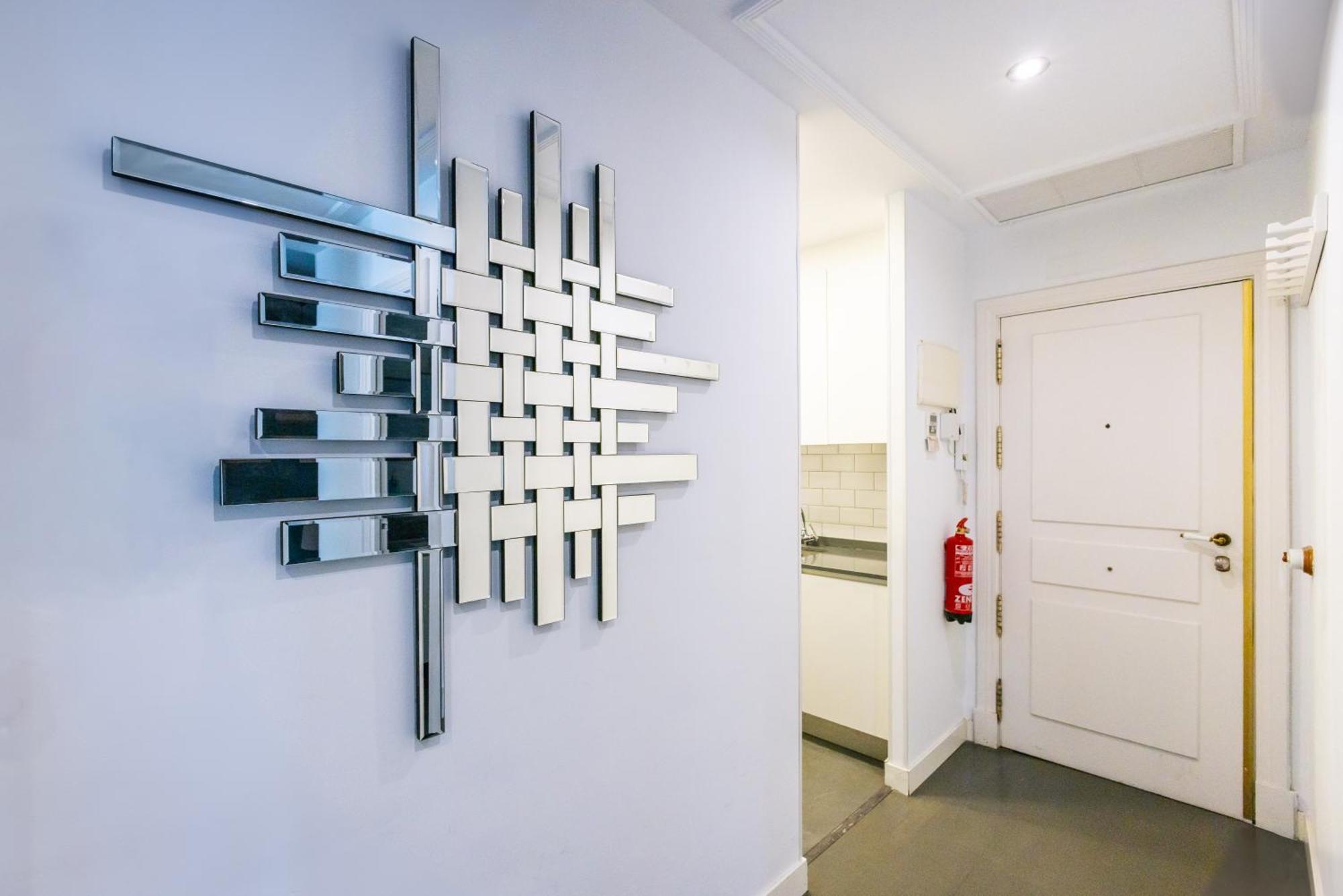 Amazing Flat 5 Balconies In Chueca - Gran Via Διαμέρισμα Μαδρίτη Δωμάτιο φωτογραφία